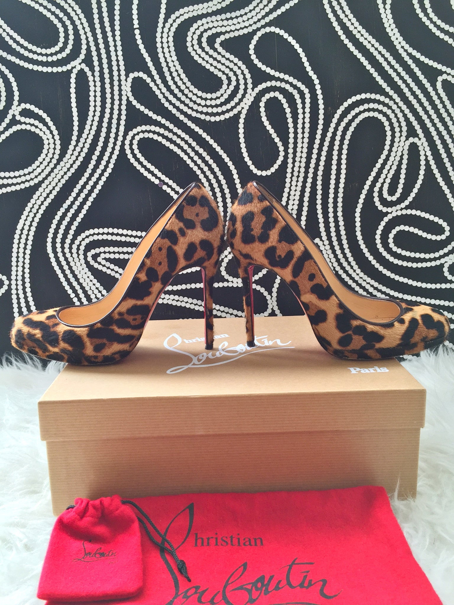 Christian Louboutin, Shoes, Louboutin All Red Size 9 With Box