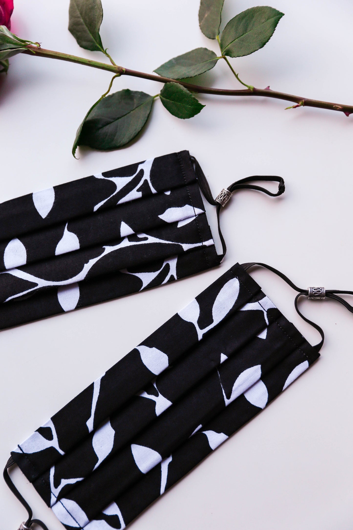 Leaf Print Face Mask (Black/White) with Adjustable Ear Loops