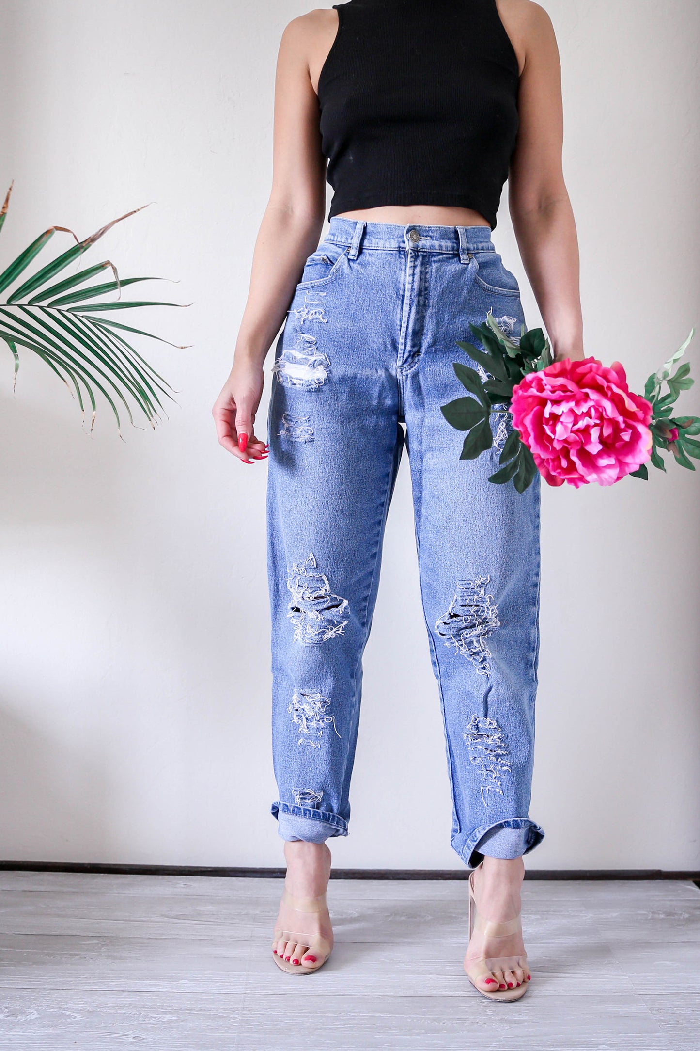 Vintaged Distressed High Waisted Mom Jeans